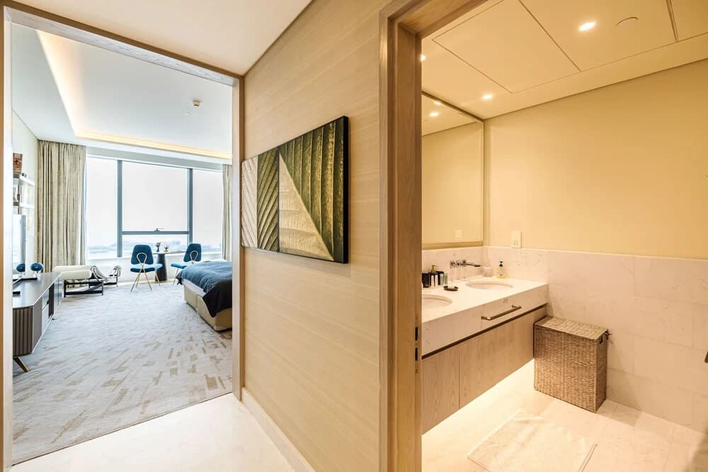 Sea Living High Floor 1 Bed Palm Tower 16