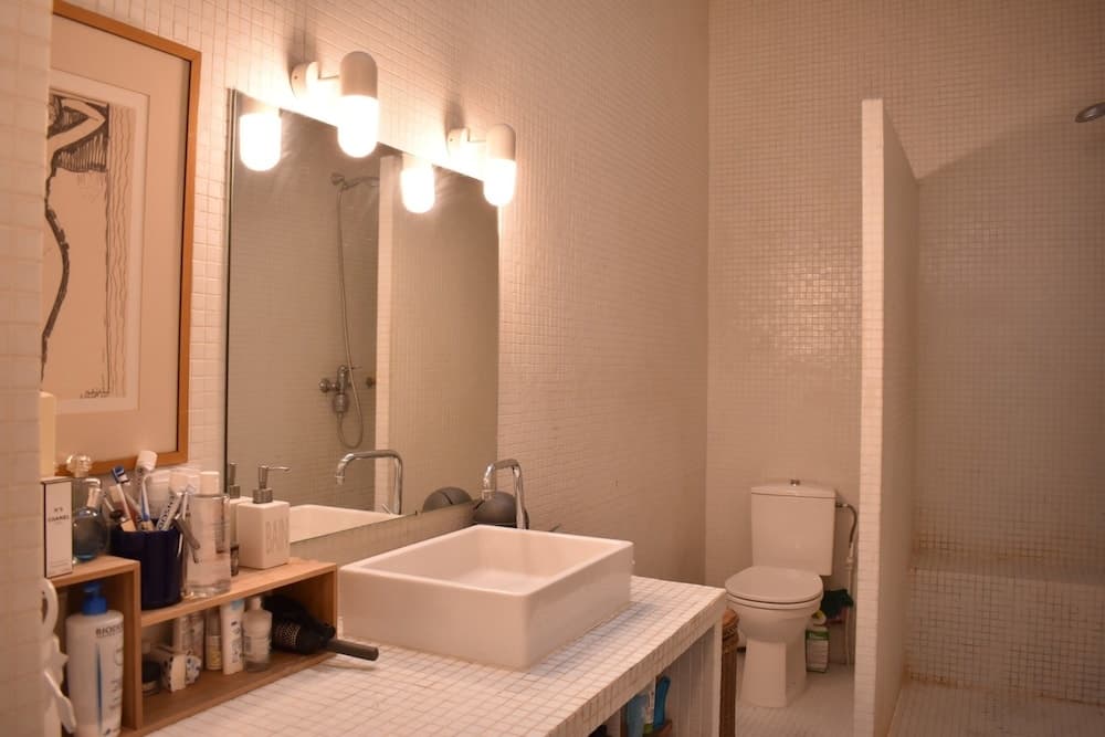 Spacious 3 Bedroom Apartment 4