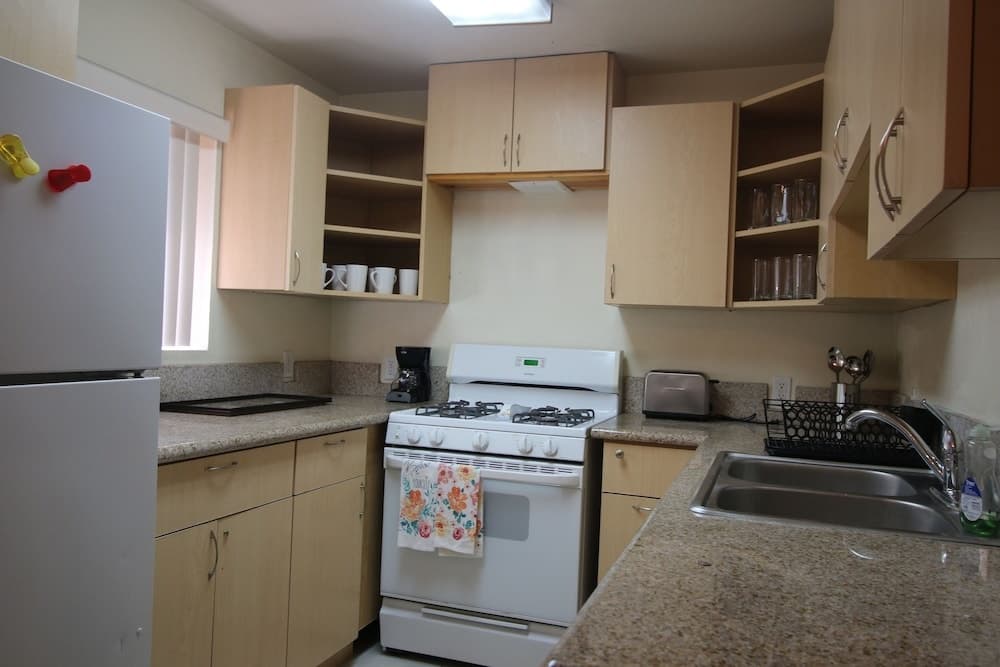 Gorgeous 2BD Apartment 15