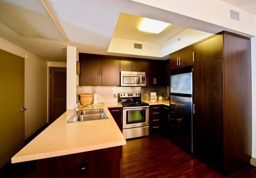 Hollywood and Highland Apartment 13