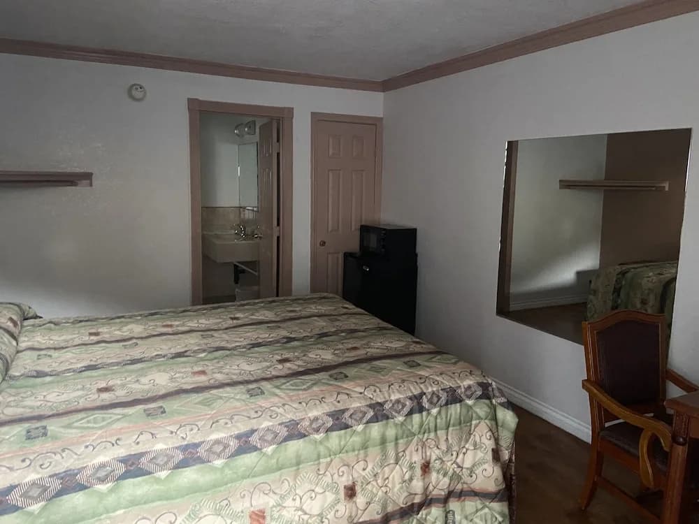 Seaway Motel 5
