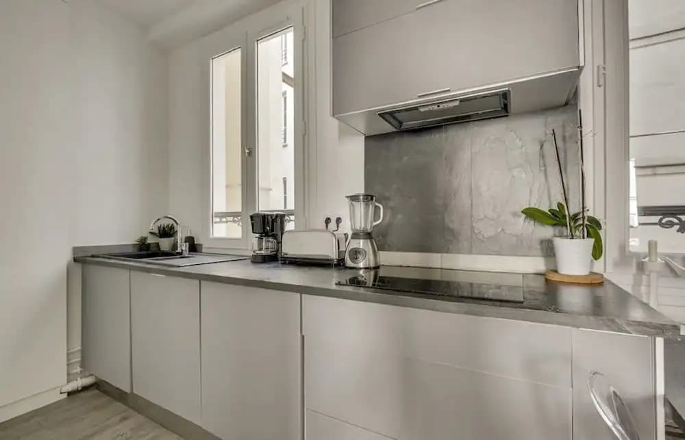 Design Apt 4 pers - Paris 8ème 1