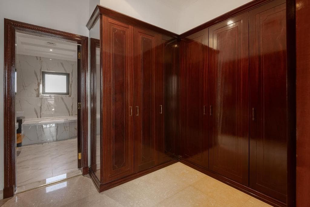 Maison Privee - Villa on Beach w Private Pool The Palm Jumeirah 11