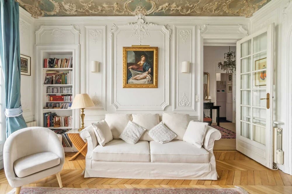 Stylish Vintage 3BR Apartment in Le Marais by GuestReady 13