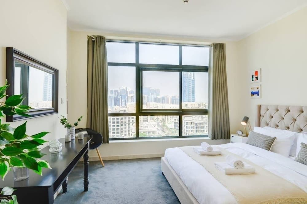 Retreat To a Hidden Gem at the Greens 9