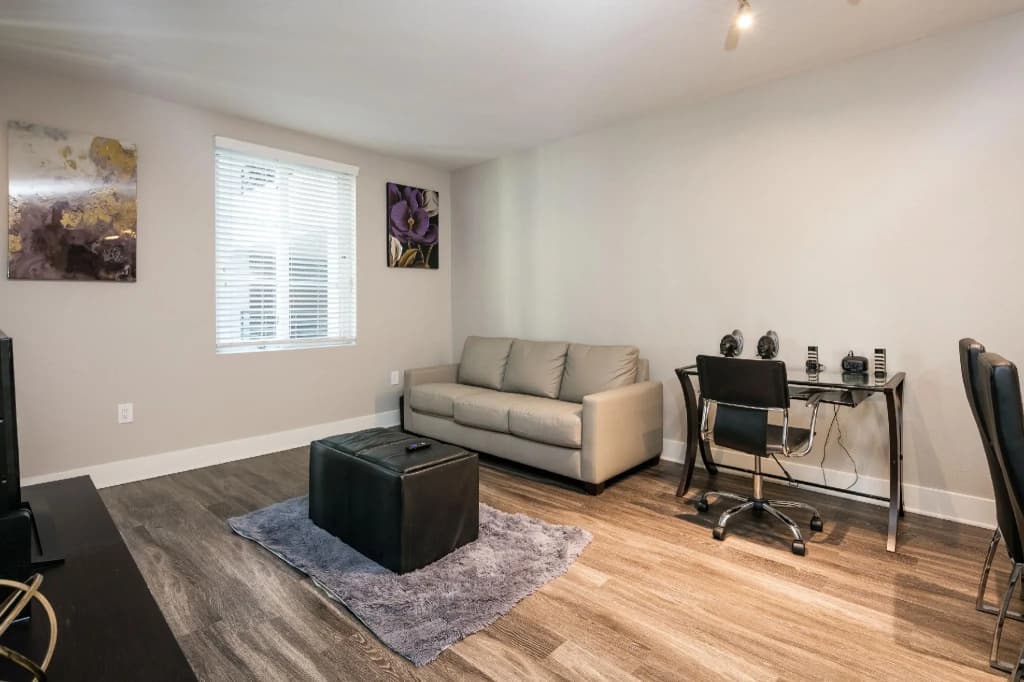 Hotel Style Furnished Suites in LA Beach Area 1