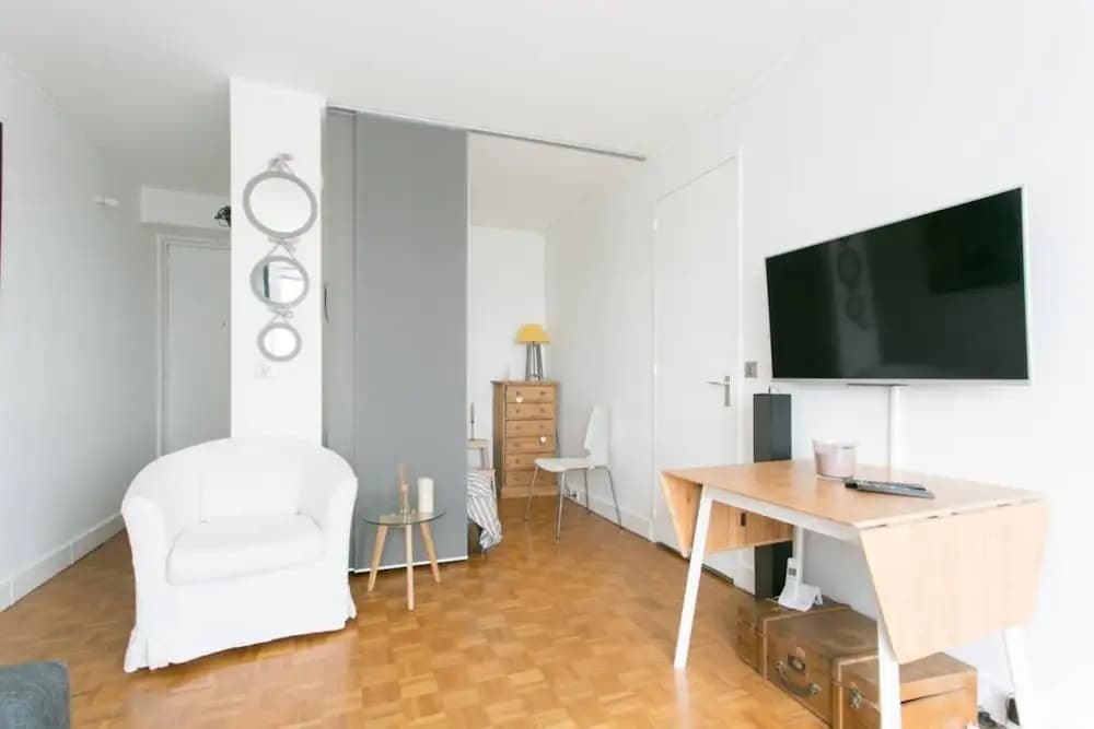 1 Bedroom Apartment Paris Montparnasse 3