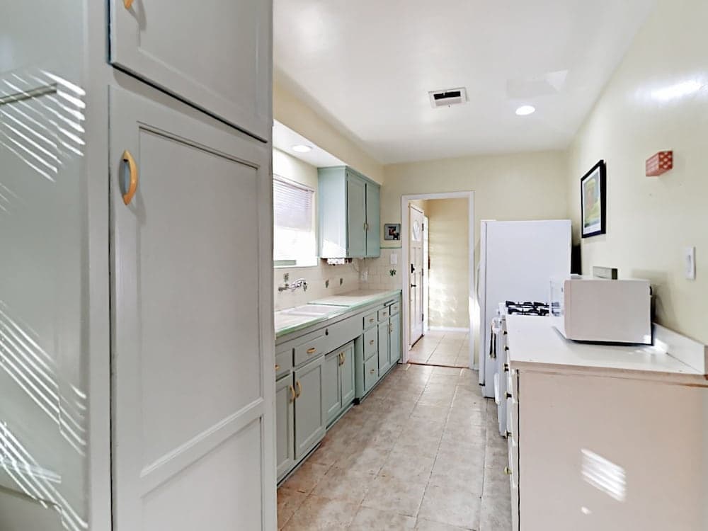 Charming Lake Balboa - 3 Br Home 3