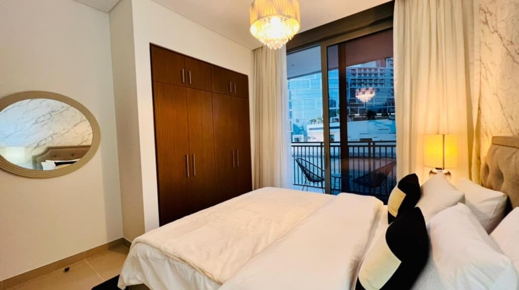 Luxury beach front apartment with balcony Dubai Marina 13