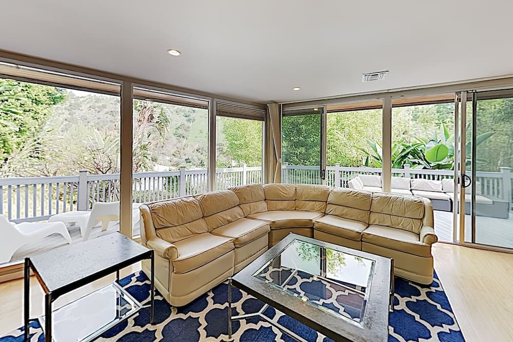 New Listing! Modern Canyon W/ Lush Patio 2 Bedroom Home 8