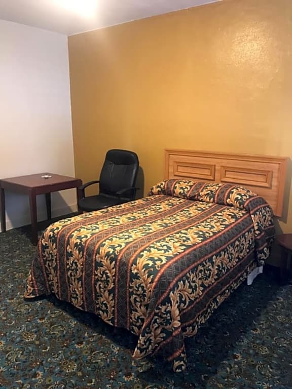 Hotel West Inn Hollywood LA 17