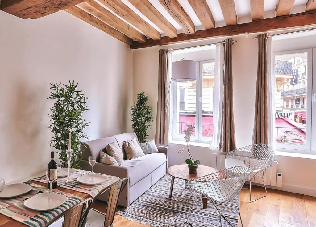 B  363- Magnifique appartement au coeur de Saint michel 2