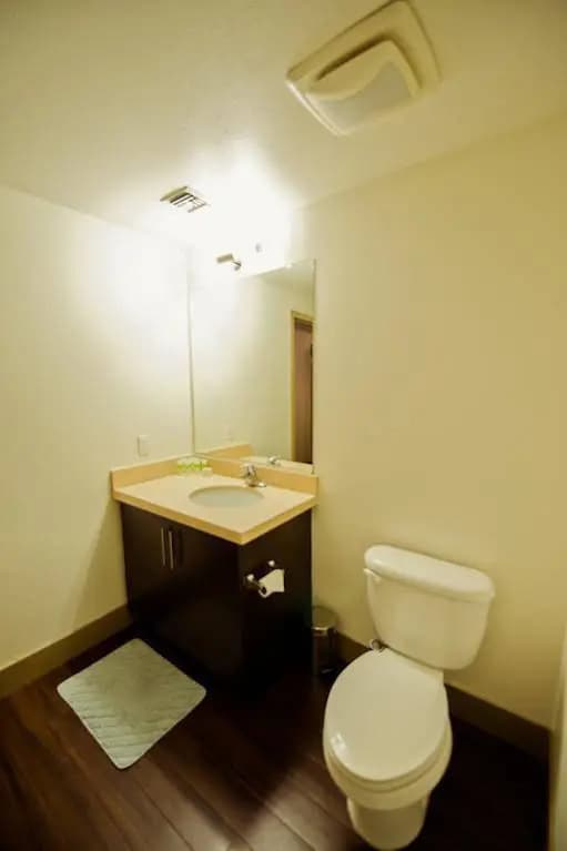 Hollywood and Highland Apartment 1