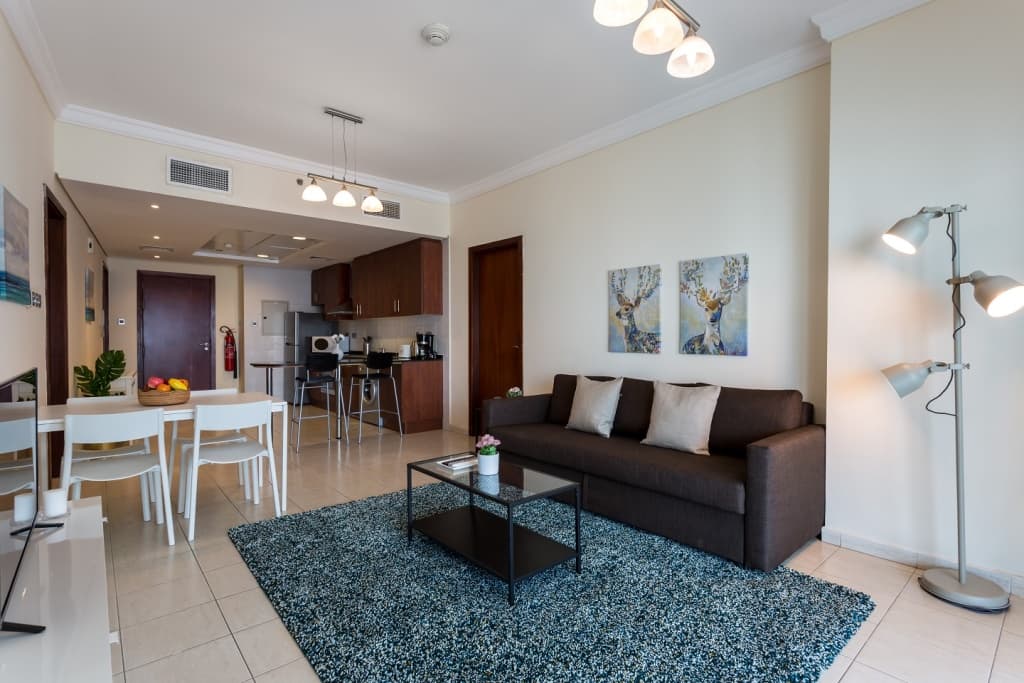 Lake views from 2 bedroom apartment in JLT 8