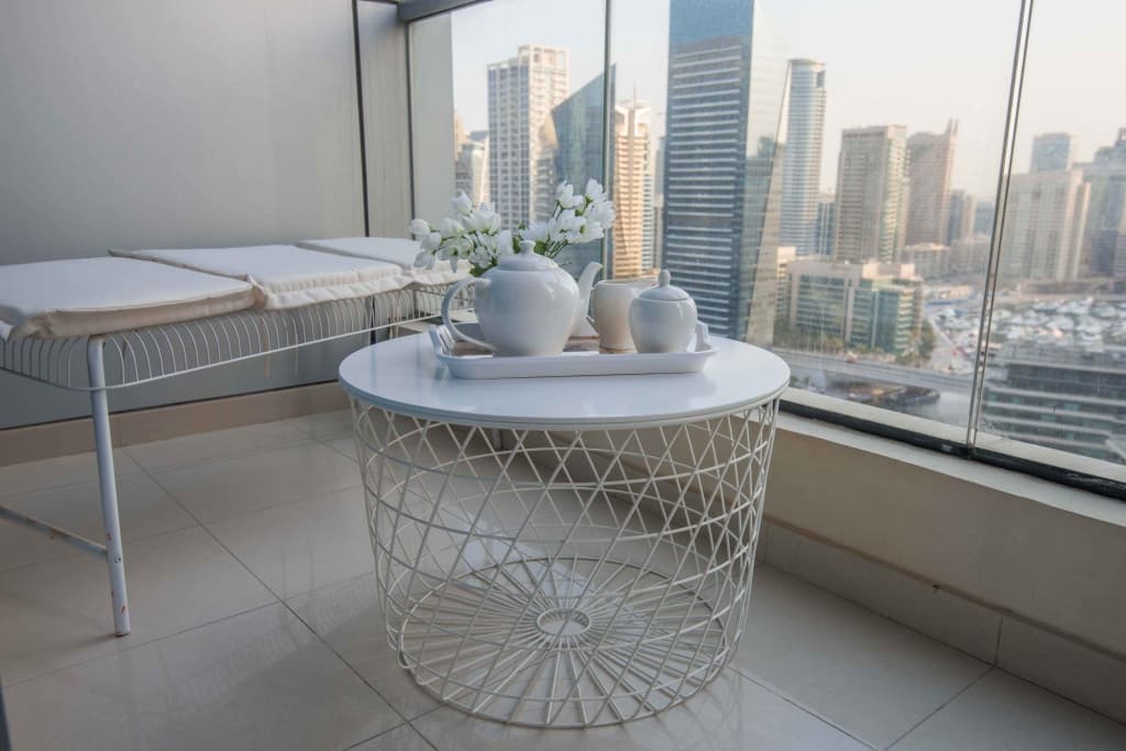 Incredible apartment at the top of Dubai Marina 9
