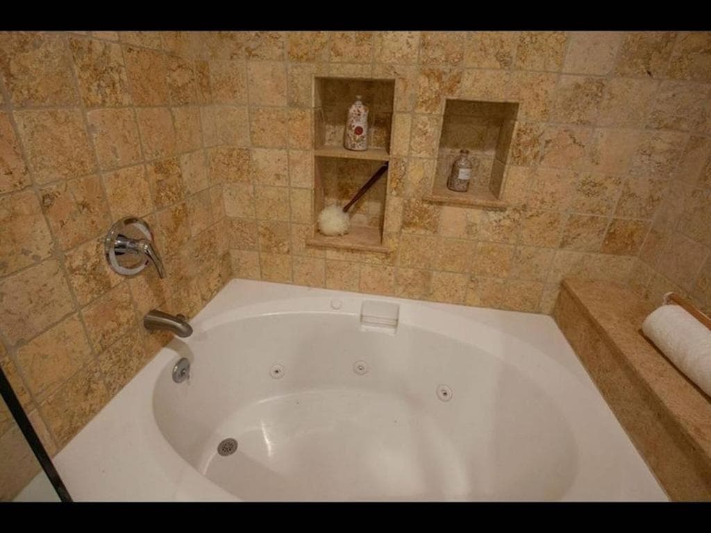 Charming Duplex Home 12