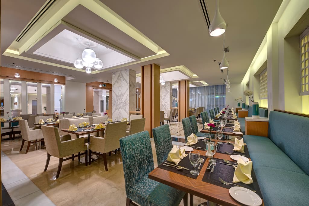 Royal Continental Hotel 14