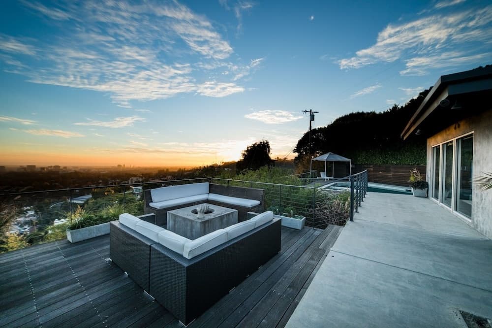 Villa High Views 1