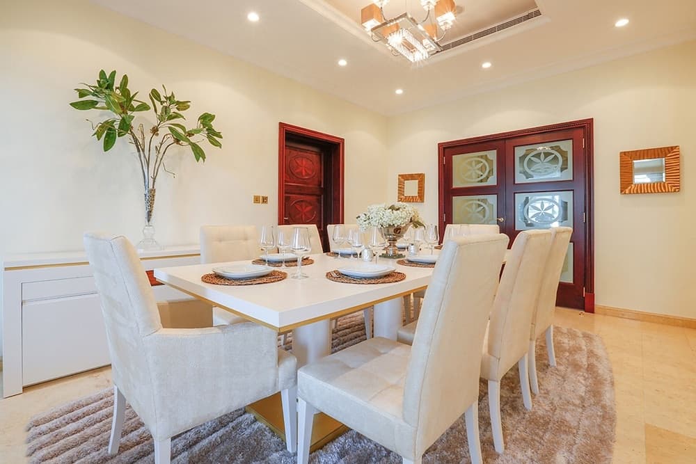 Kennedy Towers - Signature Frond L 6