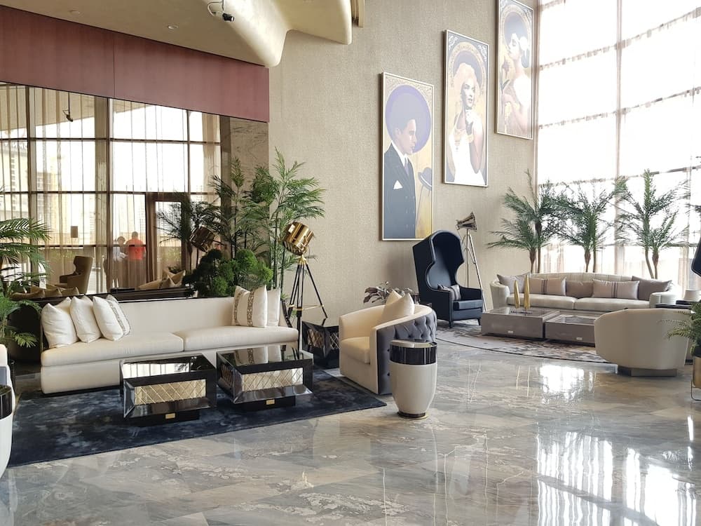 Luton Vacation Damac Paramount Tower 3