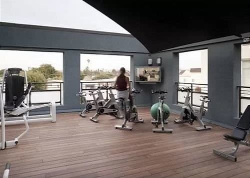 MDR Loft 1 Br condo by RedAwning 17