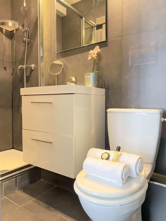 827 - Champ de Mars - Appartement parisien 13
