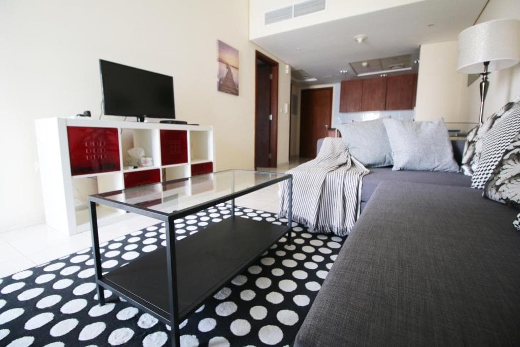 RH- Lake Terrace, Cluster D, JLT, 1BR near Metro 14