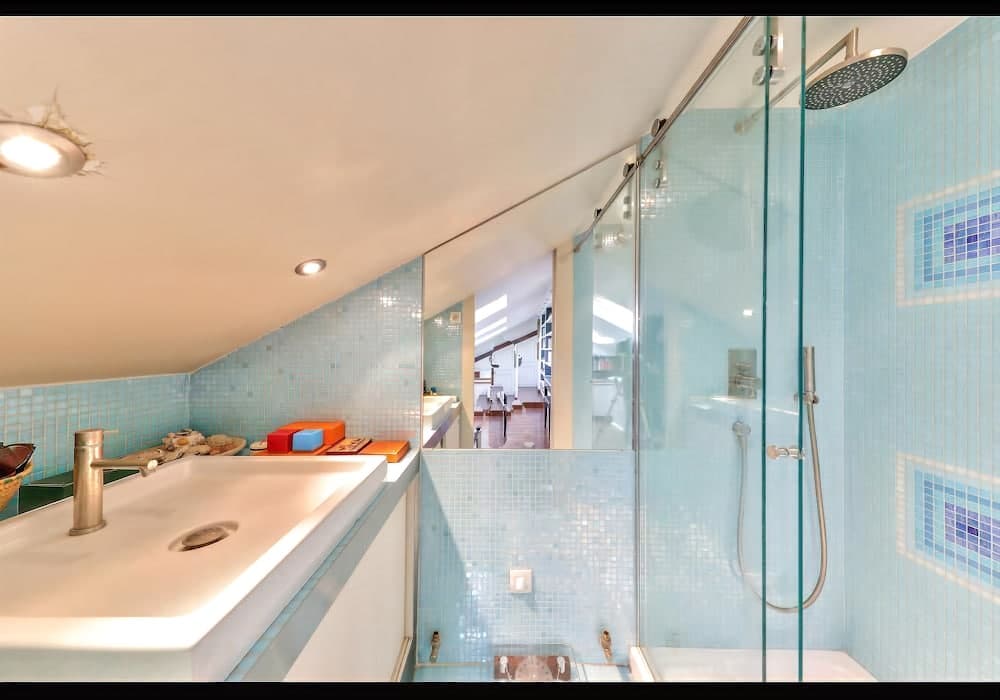 Appartement De Charme Eperon 8