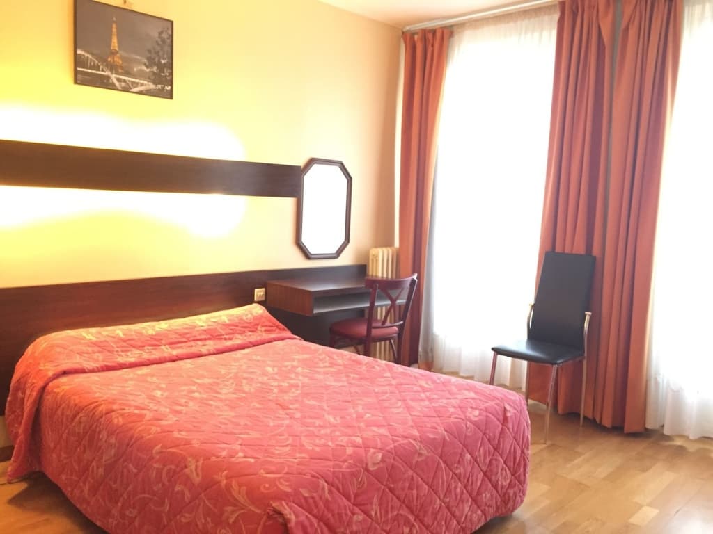 Hôtel des Pyrénées - Nation 19
