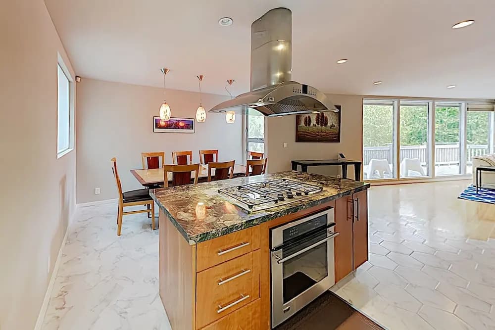 New Listing! Modern Canyon W/ Lush Patio 2 Bedroom Home 12