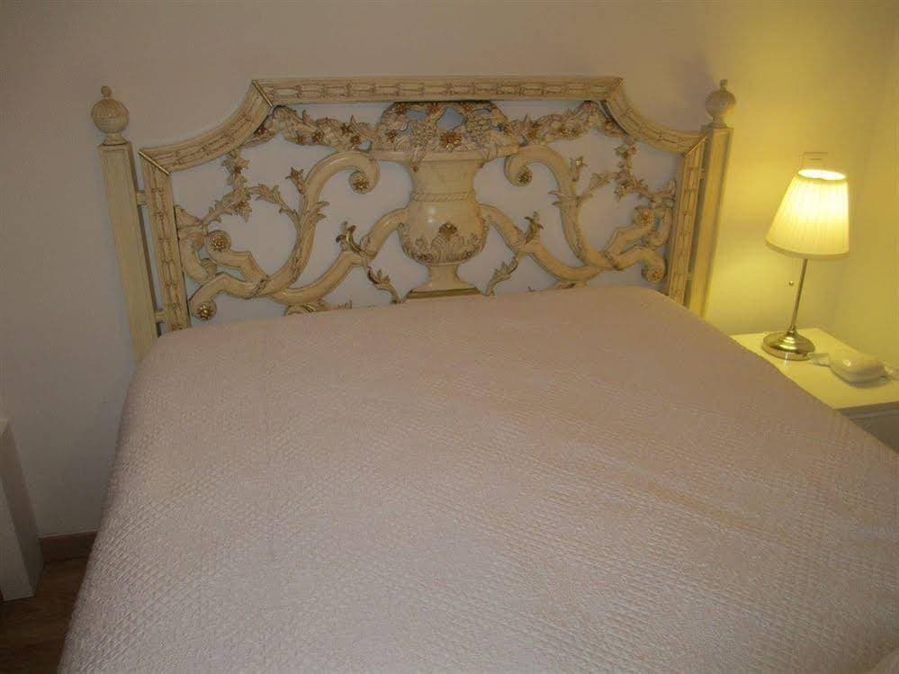 Studio Paris Saint Charles 3