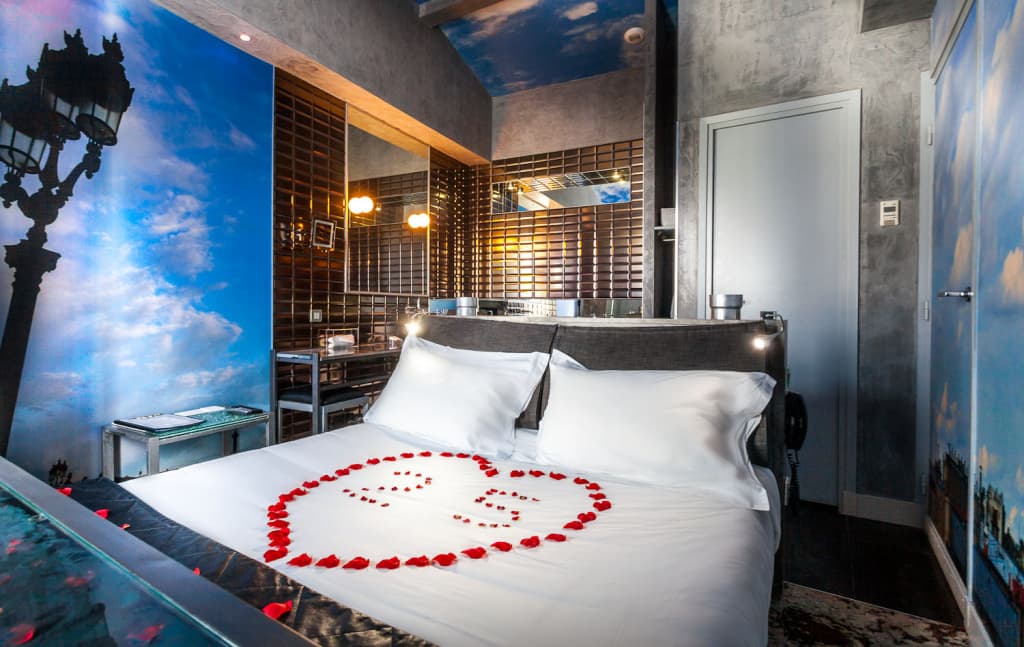Apostrophe Hotel 20