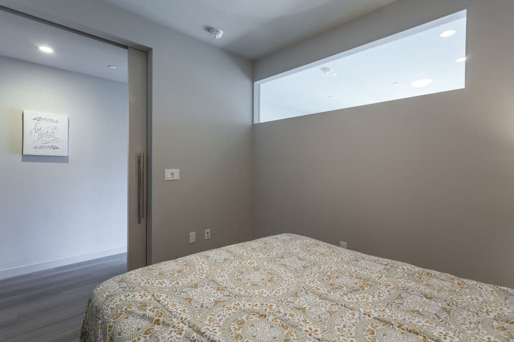 Tripbz 8th and Grand Suites 3