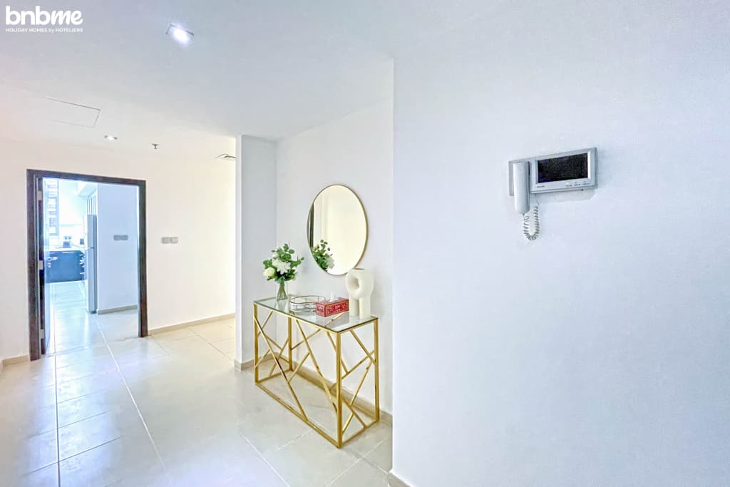 Luxury Penthouse with Marina and Sea Views|bnbme-2301 Apartments 10