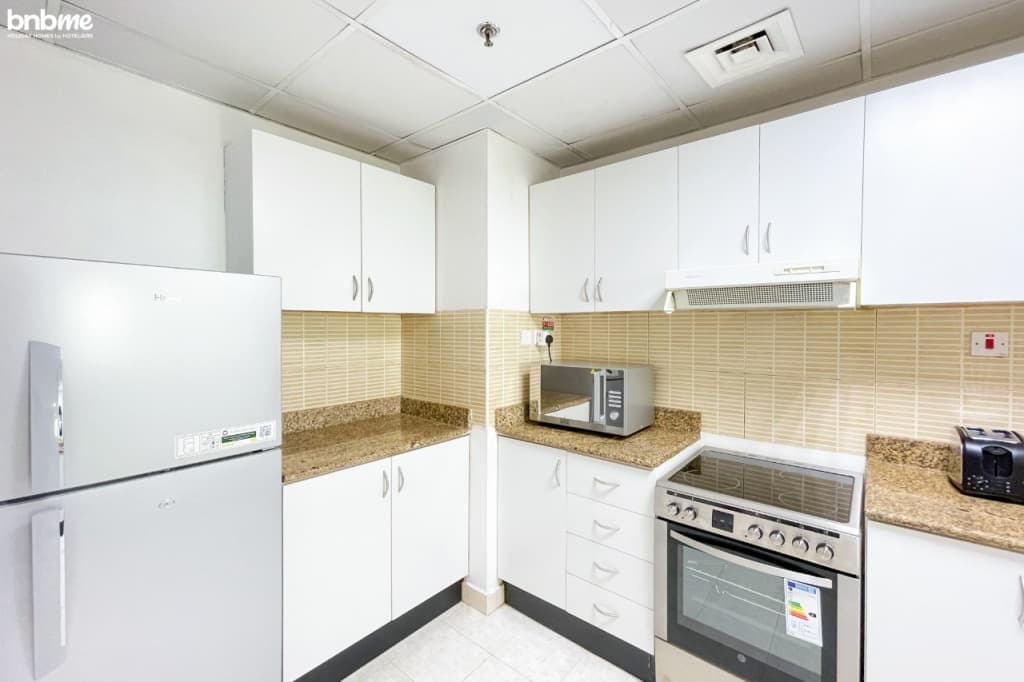 bnbmehomes | Luxury Living in JLT | Nr/ JBR beach-1409 Apartments 8