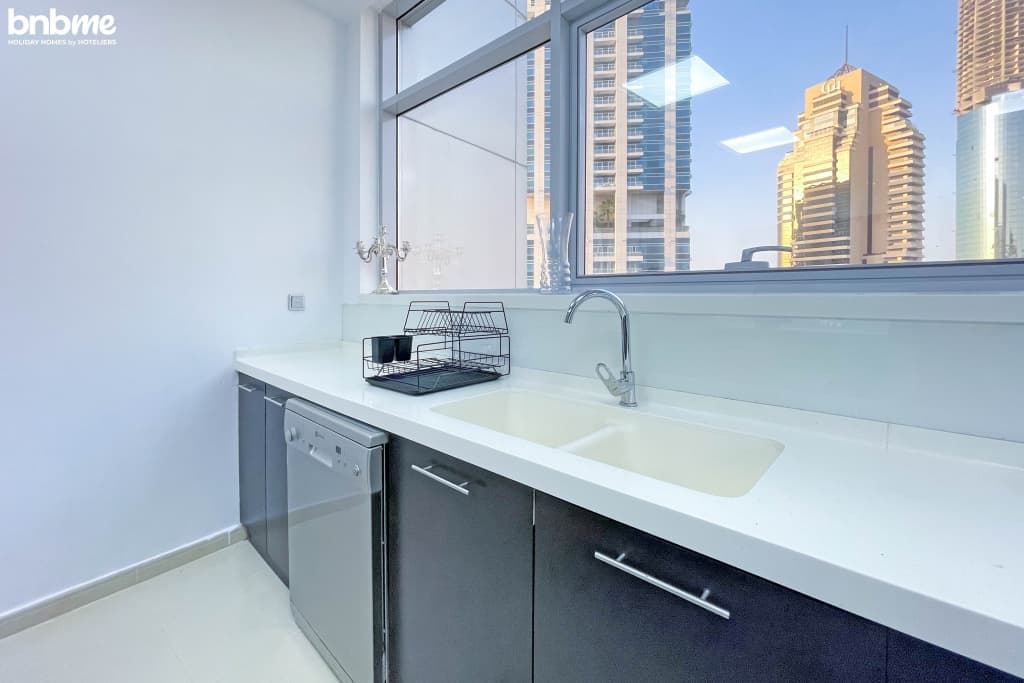 Luxury Penthouse with Marina and Sea Views|bnbme-2301 Apartments 16