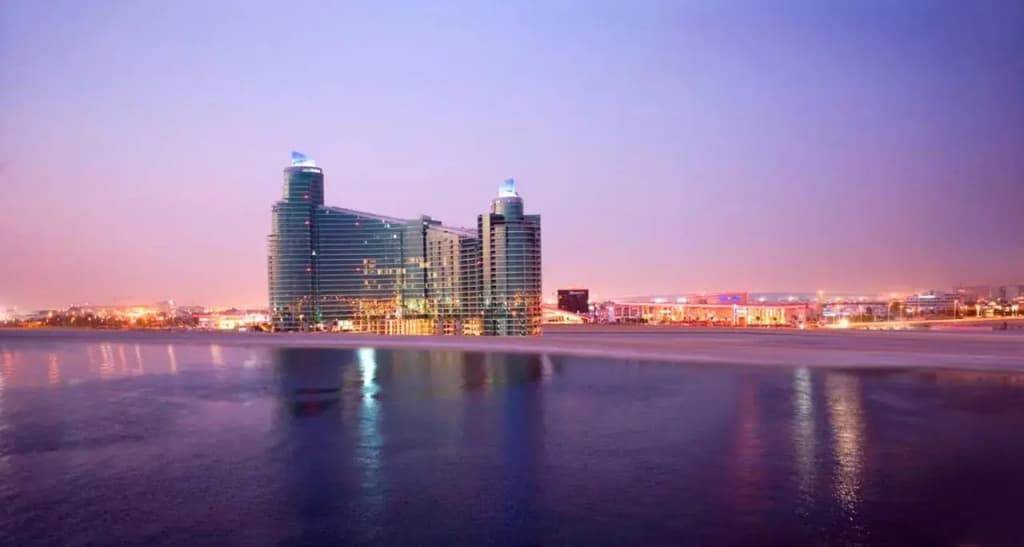 InterContinental Residence Suites Dubai Festival City, an IHG Hotel 1