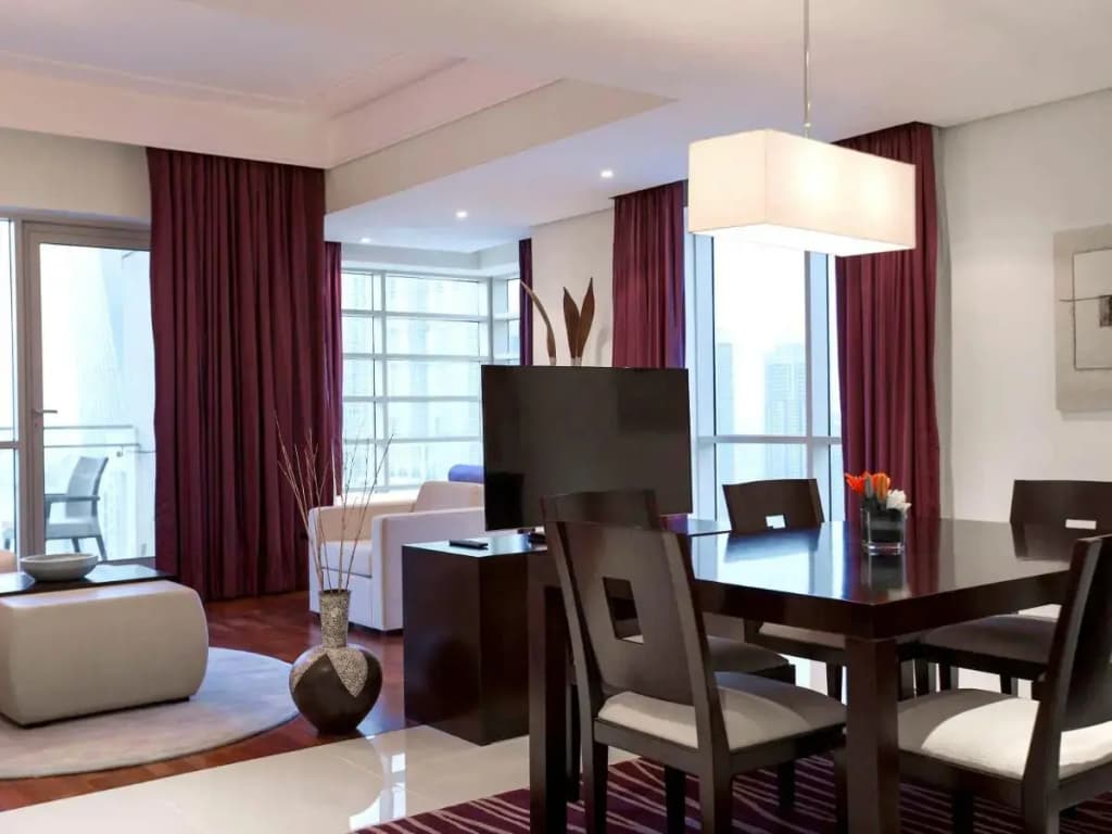 Pullman Dubai Jumeirah Lakes Towers - Hotel & Residence 10