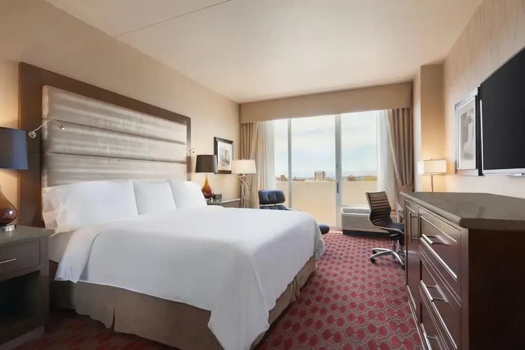 USC Hotel 3
