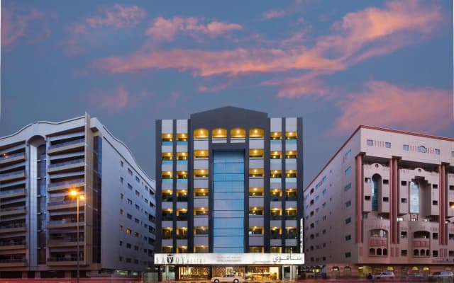 Savoy Suites Hotel Apartments