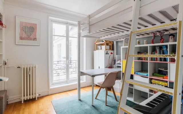 Beautiful apartment for 6 pax Near Eiffel Tower by GuestReady