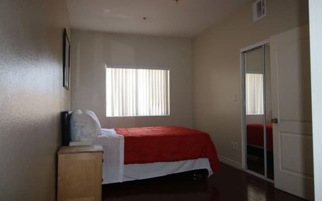 Gorgeous 2BD Apartment
