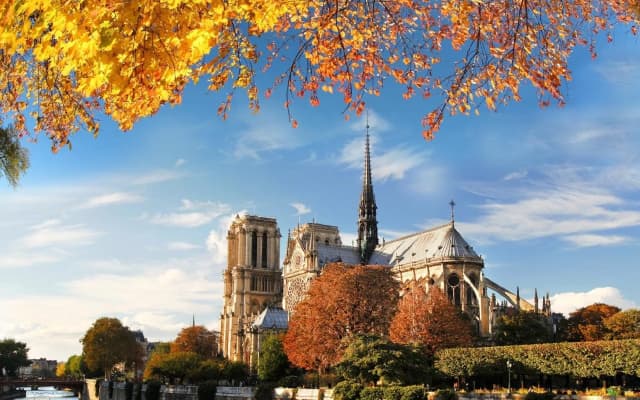 BB Paris 144