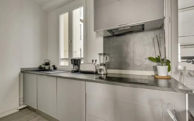 Design Apt 4 pers - Paris 8ème