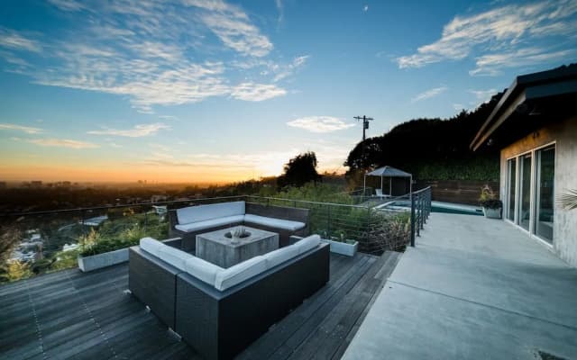 Villa High Views